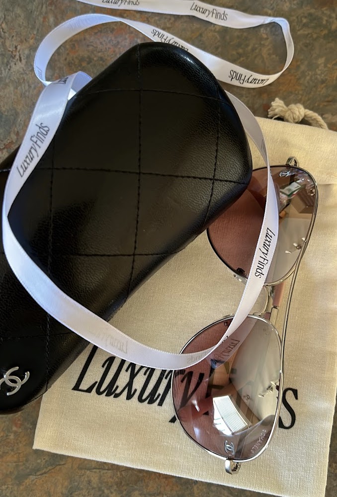 Luxury Finds Consignment