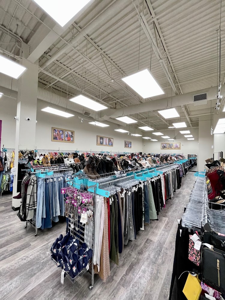 Plato’s Closet Windsor, ON