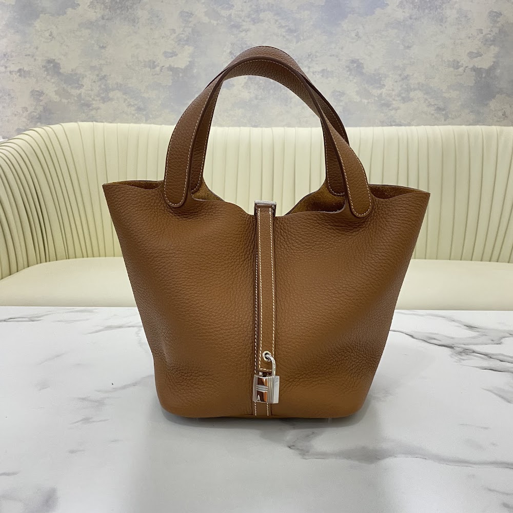 Len's Luxury Boutique